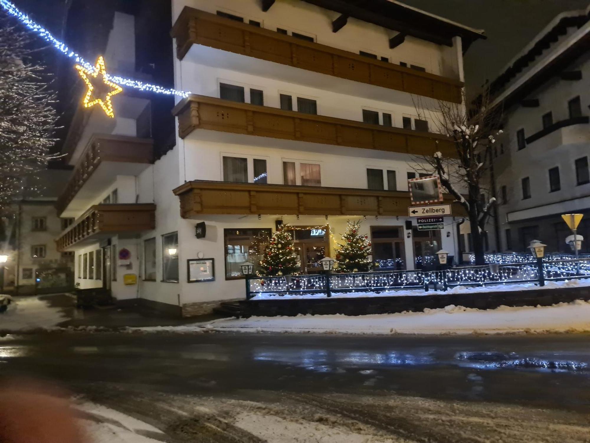 Gasthof Hotel Kirchenwirt ツェル・アム・ツィラー エクステリア 写真
