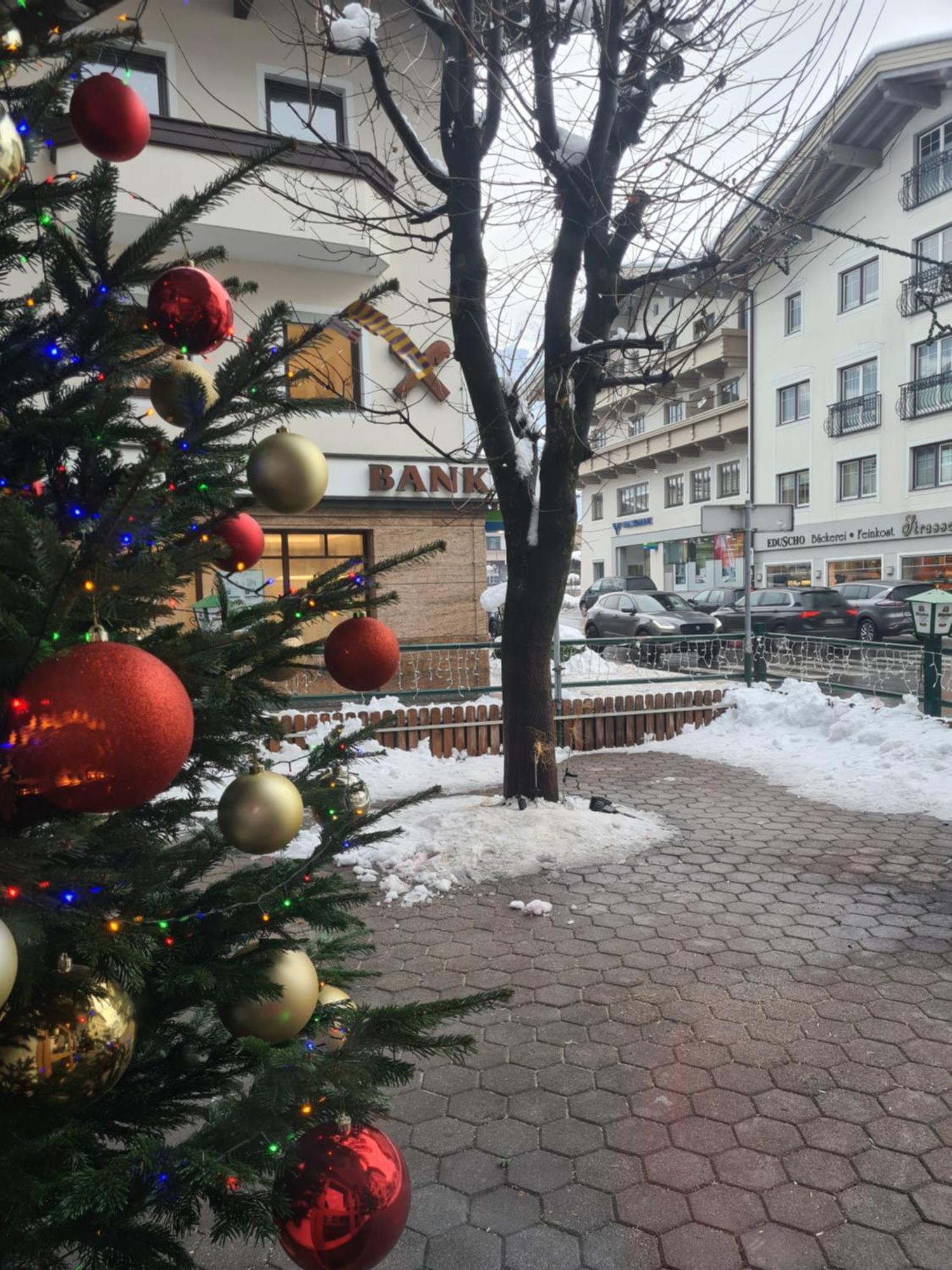 Gasthof Hotel Kirchenwirt ツェル・アム・ツィラー エクステリア 写真